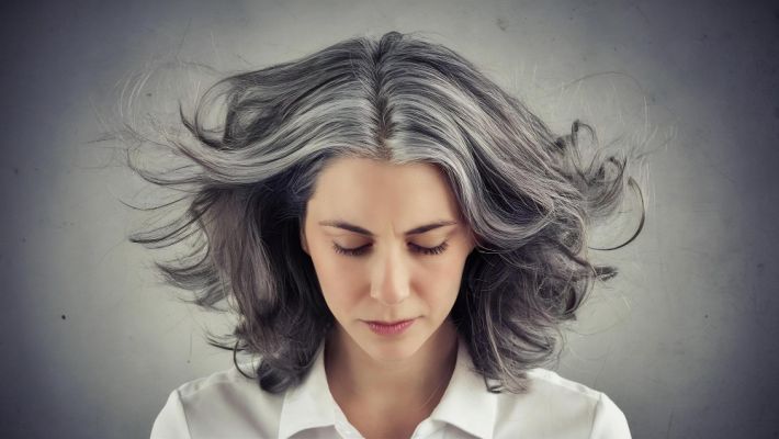 Saçınızın Beyazlaması Sizi Kanserden Koruyor Olabilir