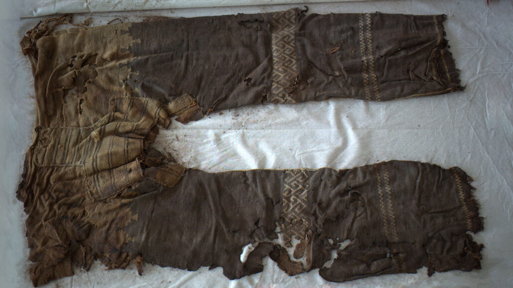 Dünyanın En Eski Pantolonu Yeniden Dikildi