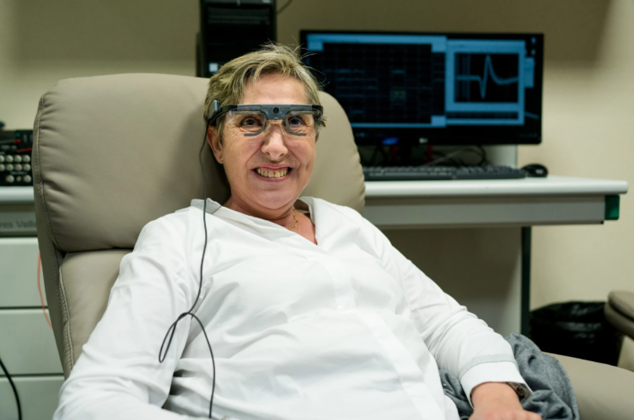 Yeni bir beyin implantı görme engelliler için umut oluyor